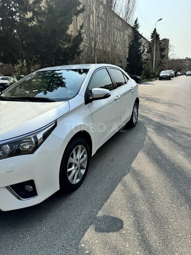 Toyota Corolla 2013, 172,285 km - 1.6 l - Bakı