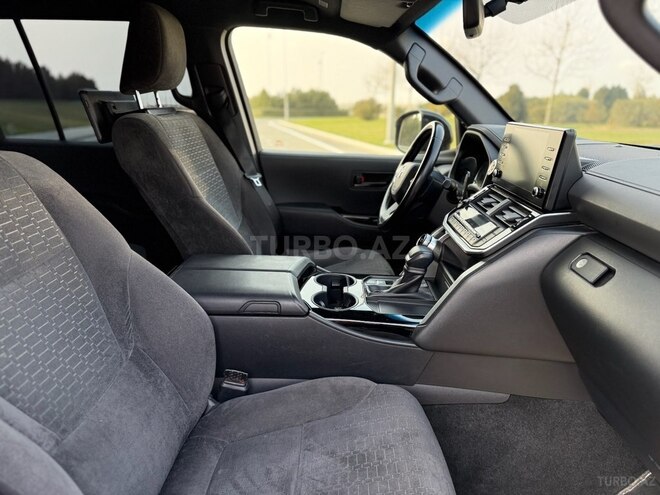 Toyota Land Cruiser 2022, 140,000 km - 3.3 л - Bakı