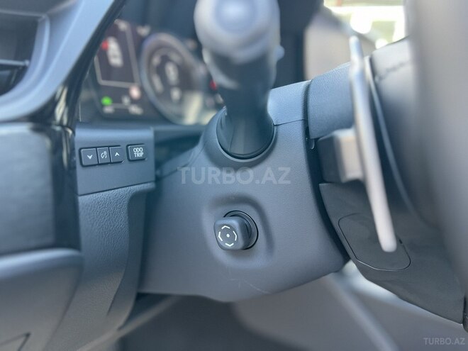 Lexus ES 300h-13