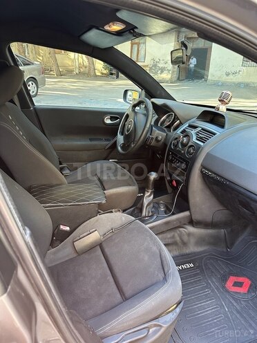 Renault Megane 2009, 330,000 km - 1.5 l - Bakı
