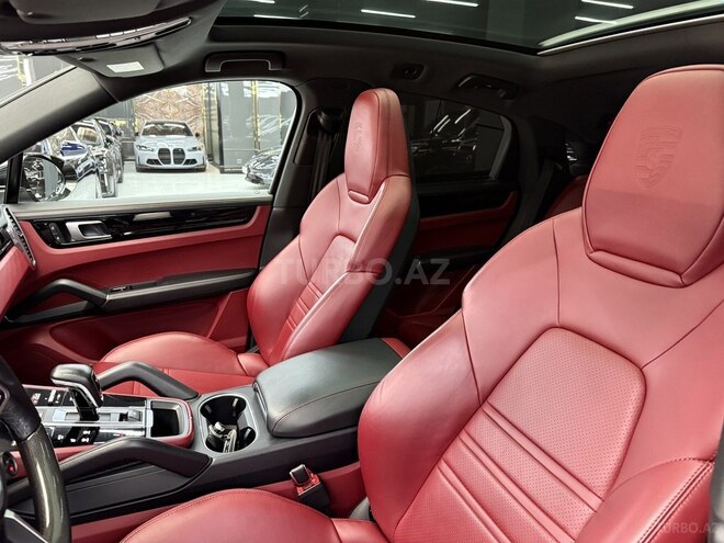 Porsche Cayenne Coupe-8