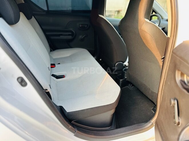 Toyota Aqua 2019, 27,300 km - 1.5 l - Bakı