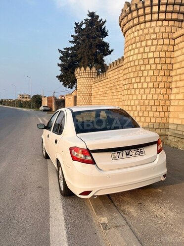 Saipa Saina-12