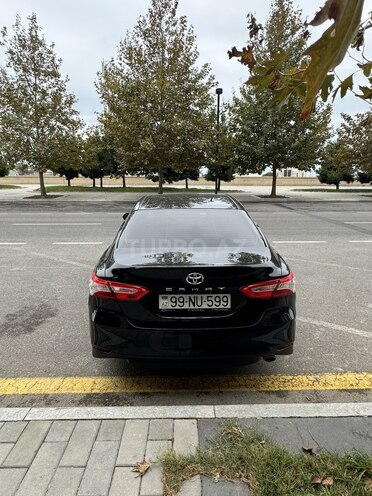 Toyota Camry-3