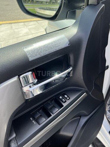 Toyota Land Cruiser 2013, 130,000 km - 4.0 l - Bakı