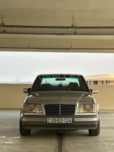 Mercedes E 200 1995, 367,000 km - 2.0 l - Bakı