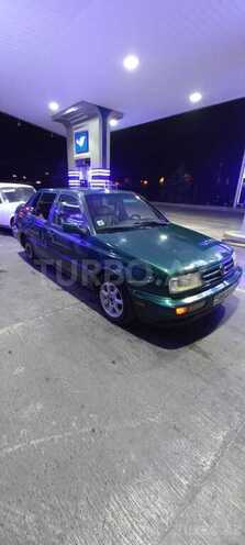 Volkswagen Vento 1995, 123,456 km - 2.0 l - Bakı