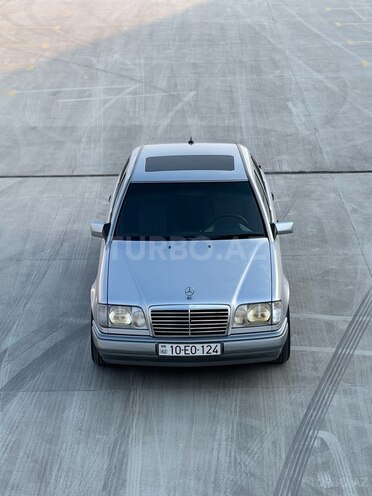 Mercedes E 200 1995, 367,000 km - 2.0 l - Bakı