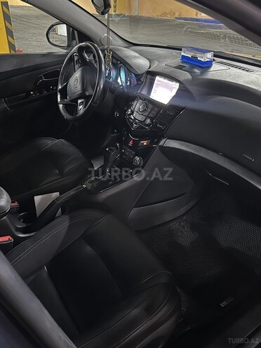Chevrolet Cruze-3
