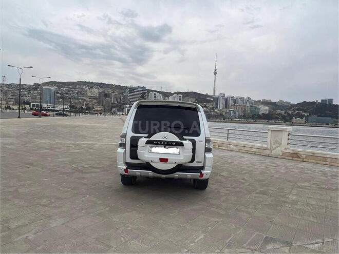 Mitsubishi Pajero 2010, 230,000 km - 3.5 l - Bakı