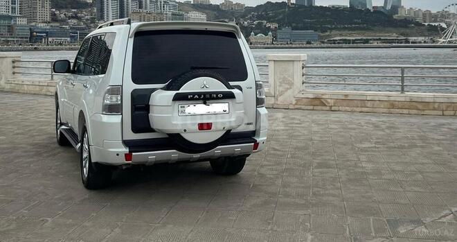 Mitsubishi Pajero 2010, 230,000 km - 3.5 l - Bakı