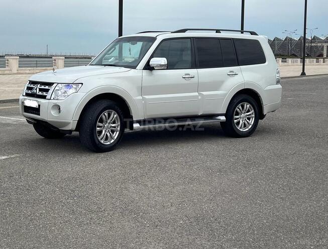 Mitsubishi Pajero 2010, 230,000 km - 3.5 l - Bakı