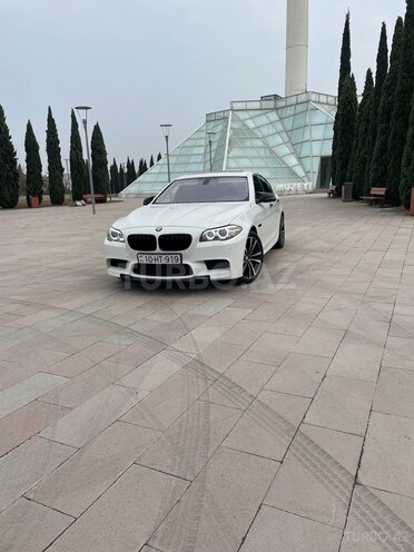 BMW 528-2