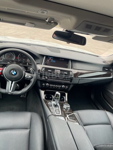 BMW 528-7