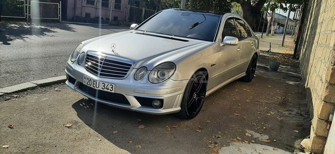 Mercedes E 240 2003, 290,000 km - 2.6 l - Gəncə