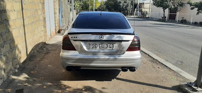 Mercedes E 240 2003, 290,000 km - 2.6 l - Gəncə