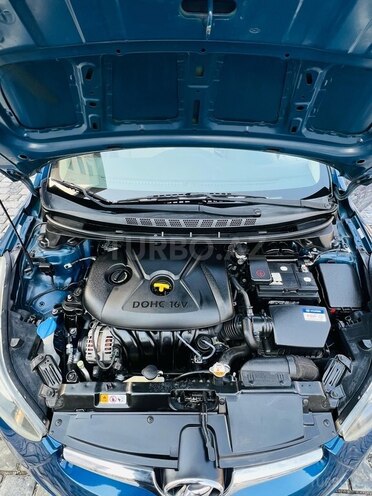 Hyundai Elantra 2015, 139,000 km - 1.8 л - Bakı