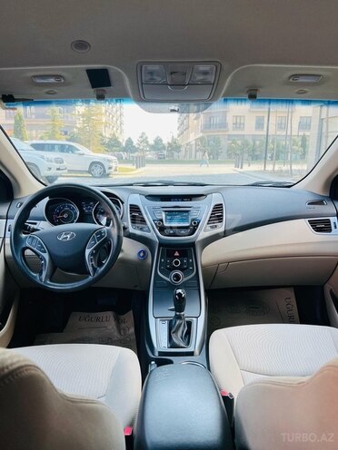 Hyundai Elantra 2015, 139,000 km - 1.8 л - Bakı