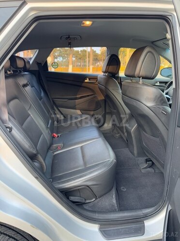Hyundai Tucson 2015, 180,000 km - 2.0 l - Bakı