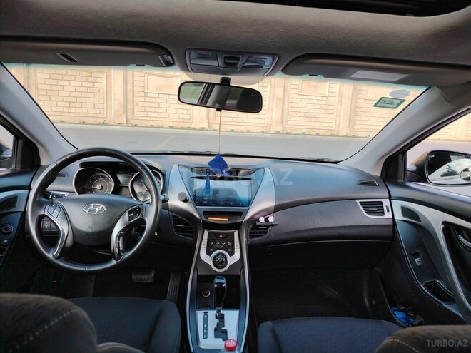 Hyundai Elantra 2011, 235,000 km - 1.6 л - Bakı