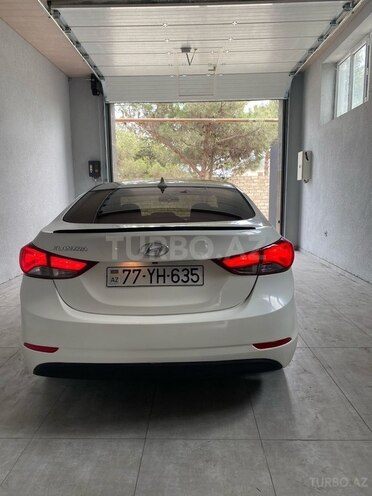 Hyundai Elantra 2015, 131,000 km - 1.8 l - Bakı
