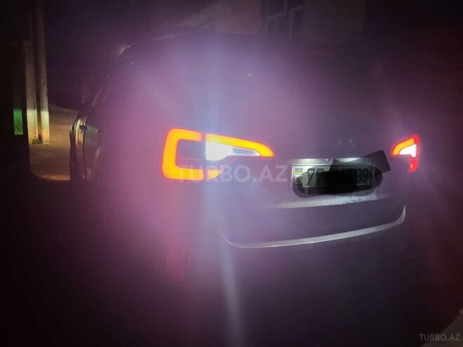 Kia Sorento-12