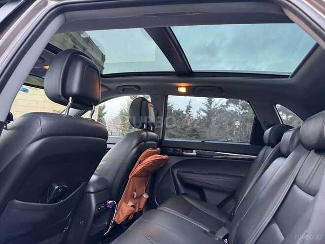 Kia Sorento-8