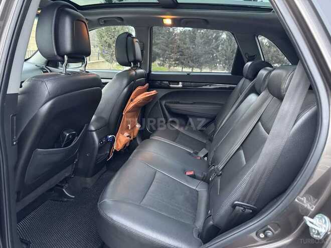 Kia Sorento-10