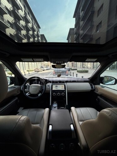 Land Rover Discovery-10