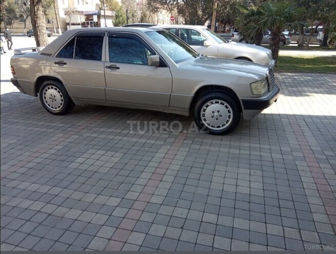 Mercedes 190 1990, 255,250 km - 2.0 л - Sumqayıt