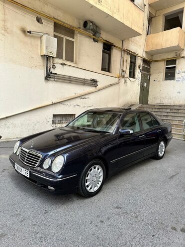 Mercedes E 240 2001, 277,854 km - 2.6 l - Bakı