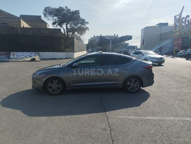 Hyundai Elantra 2018, 84,450 km - 2.0 l - Bakı