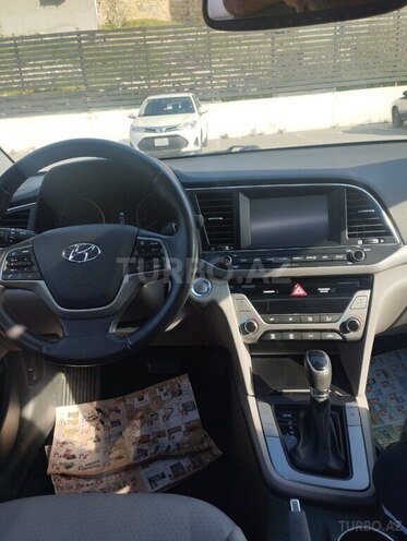Hyundai Elantra 2018, 84,450 km - 2.0 l - Bakı
