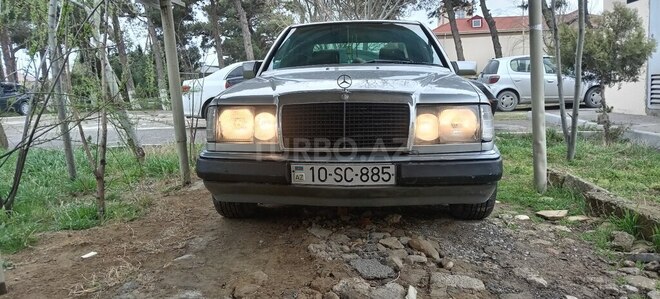 Mercedes E 200 d 1991, 356,481 km - 2.0 l - Bakı