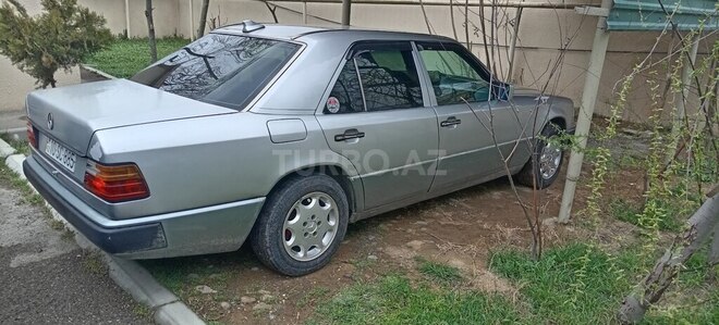 Mercedes E 200 d 1991, 356,481 km - 2.0 l - Bakı
