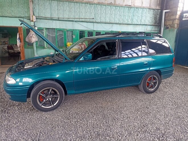 Opel Astra 1996, 456,363 km - 1.6 l - Gədəbəy