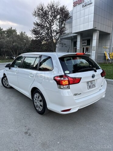 Toyota Corolla Fielder-7