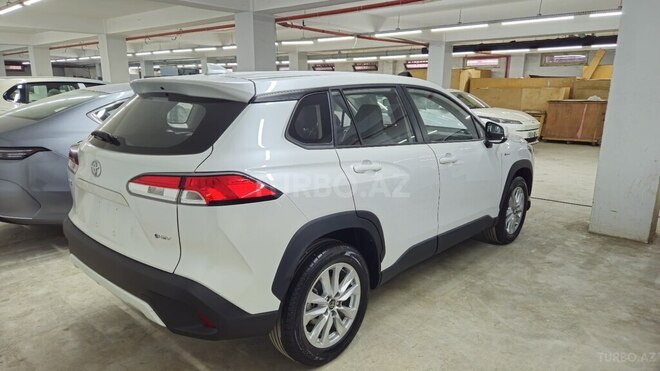 Toyota Corolla Cross-4