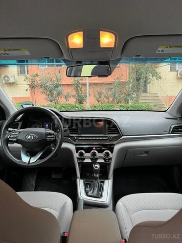 Hyundai Elantra 2019, 68,000 km - 2.0 л - Bakı
