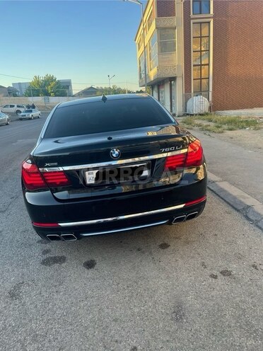 BMW 750 2012, 111,500 km - 4.4 l - Bakı