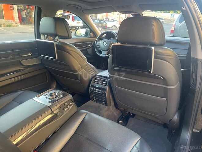 BMW 750 2012, 111,500 km - 4.4 l - Bakı