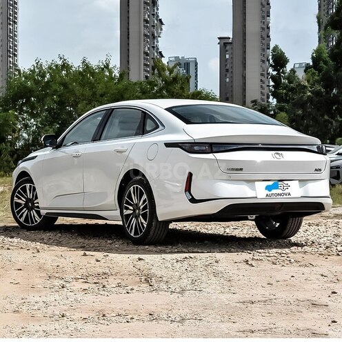 Changan Qiyuan A05 2025, 0 km - 1.5 л - Bakı