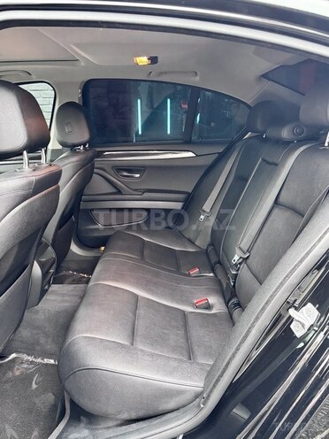 BMW 528 2016, 105,000 km - 2.0 l - Gəncə