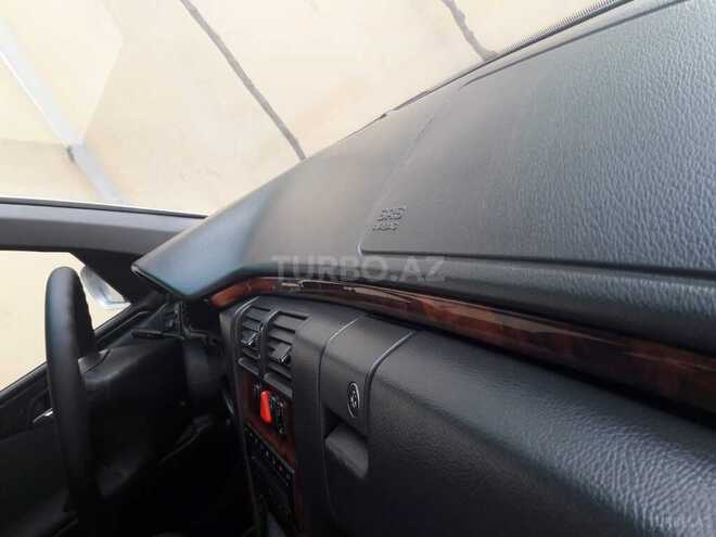 Mercedes E 220 d 2001, 570,000 km - 2.2 l - Bakı