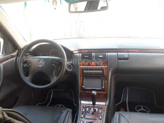 Mercedes E 220 d 2001, 570,000 km - 2.2 l - Bakı