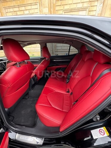 Toyota Camry-7