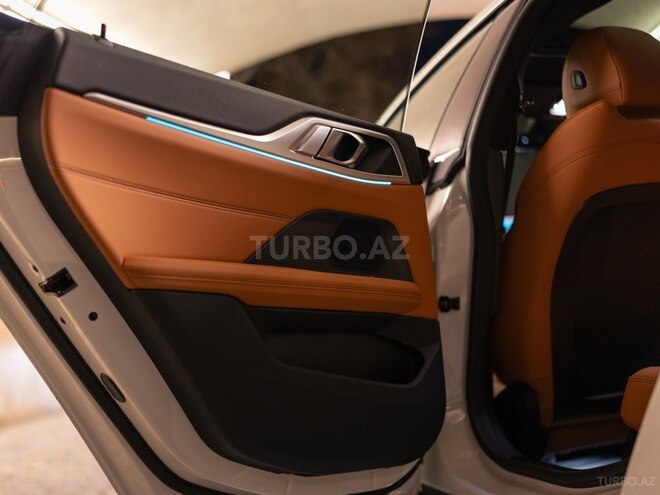 BMW i4 2022, 23,000 km - 0.0 l - Bakı