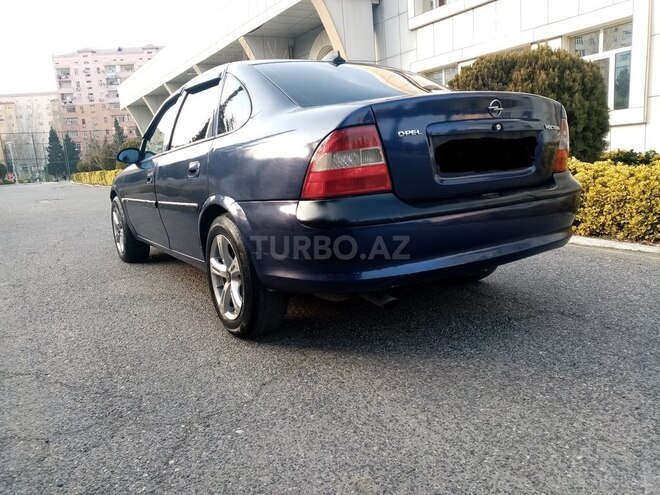 Opel Vectra 1996, 421,000 km - 1.8 l - Sumqayıt