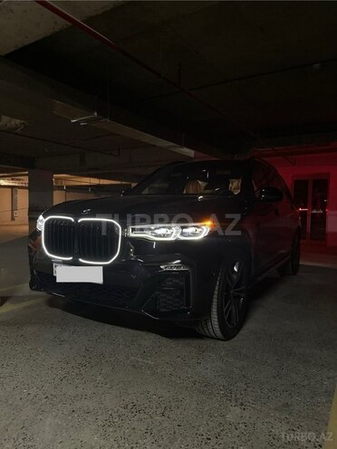 BMW X7-9