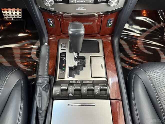 Lexus LX 570 2013, 100,000 km - 5.7 l - Bakı
